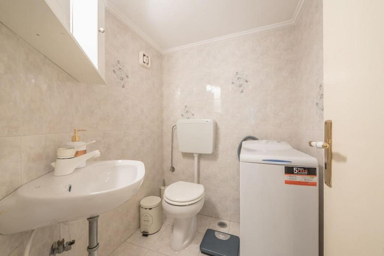 Central 3Br Apartment Next To Panormou Metro! Athens Exterior photo